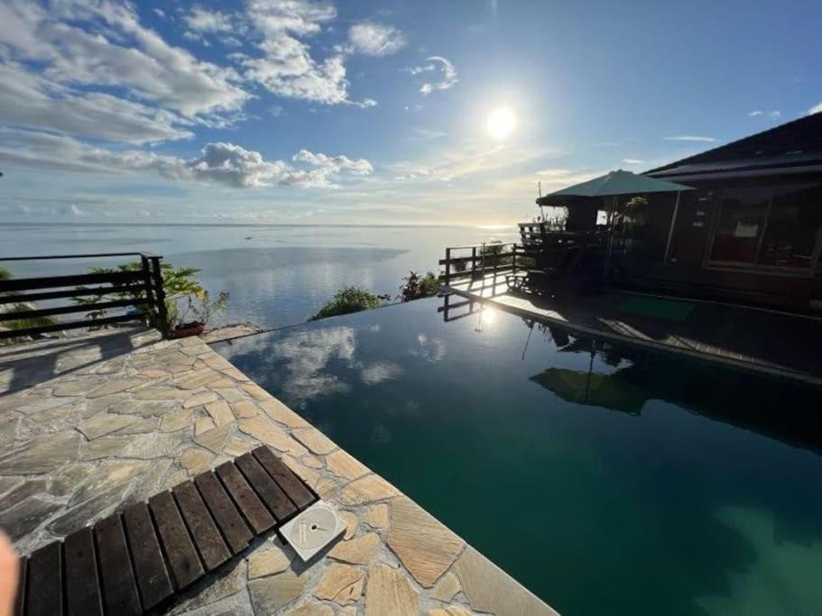 Tehuarupe Surf Studios Haapiti Exterior photo