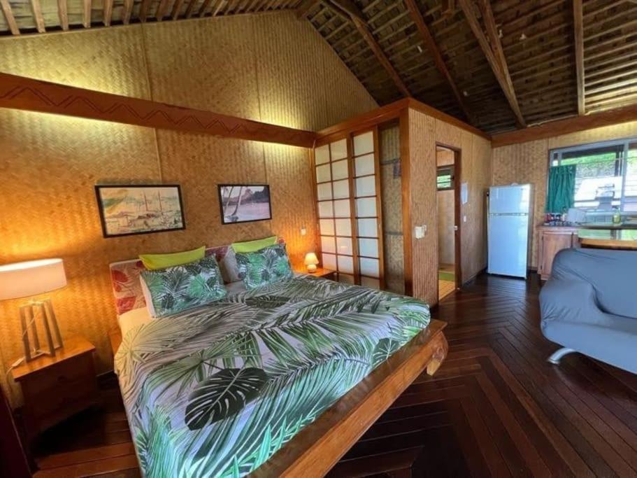 Tehuarupe Surf Studios Haapiti Exterior photo