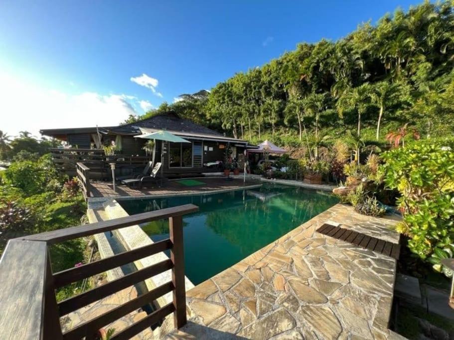 Tehuarupe Surf Studios Haapiti Exterior photo